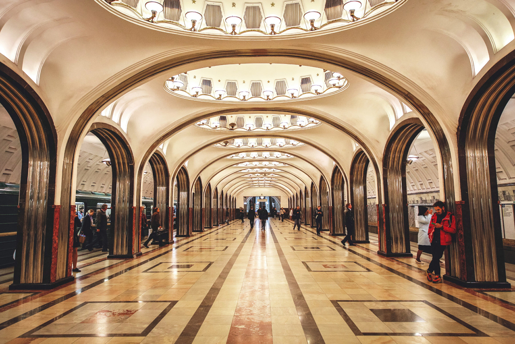 محطة Mayakovskaya في موسكو - Lingxiao Xie